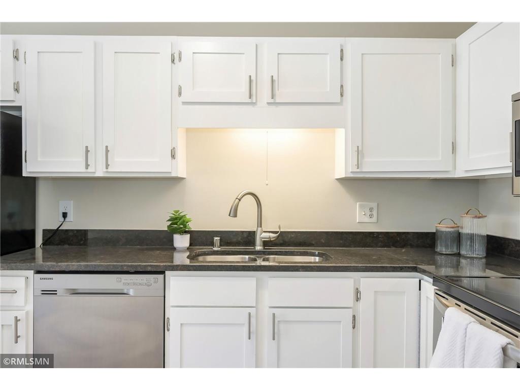 7501 W 101st Street #112 Bloomington MN 55438 6816374 image14