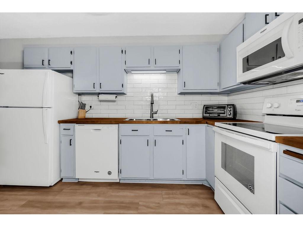 7501 W 101st Street #320 Bloomington MN 55438 7041075 image5