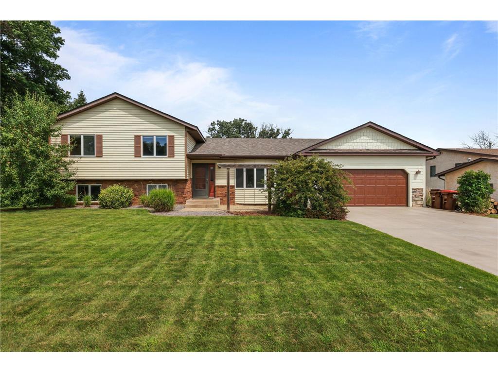 7502 25th Street N Oakdale MN 55128 6770300 image1