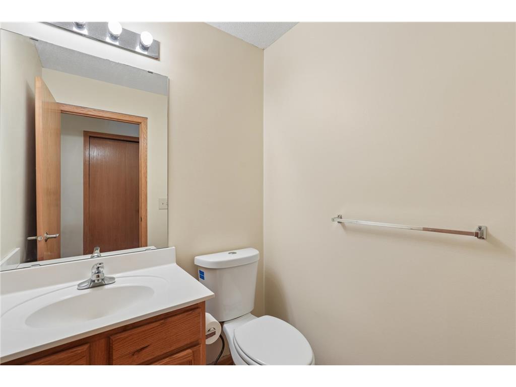 7503 5th Street N Oakdale MN 55128 7046932 image19