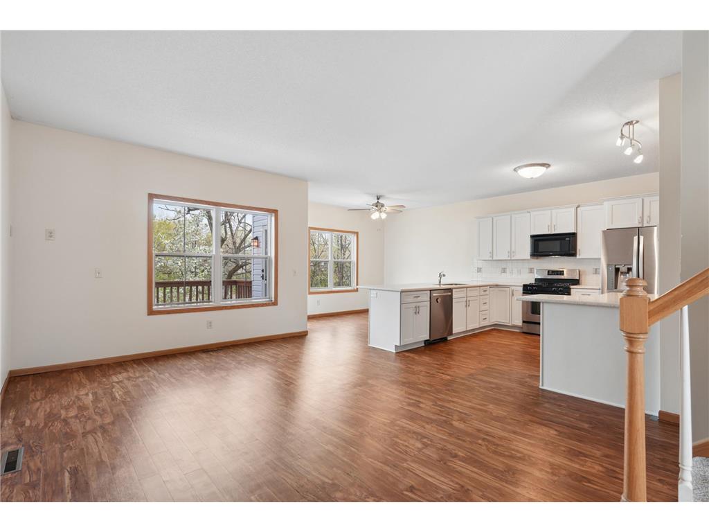 7503 5th Street N Oakdale MN 55128 7046932 image4
