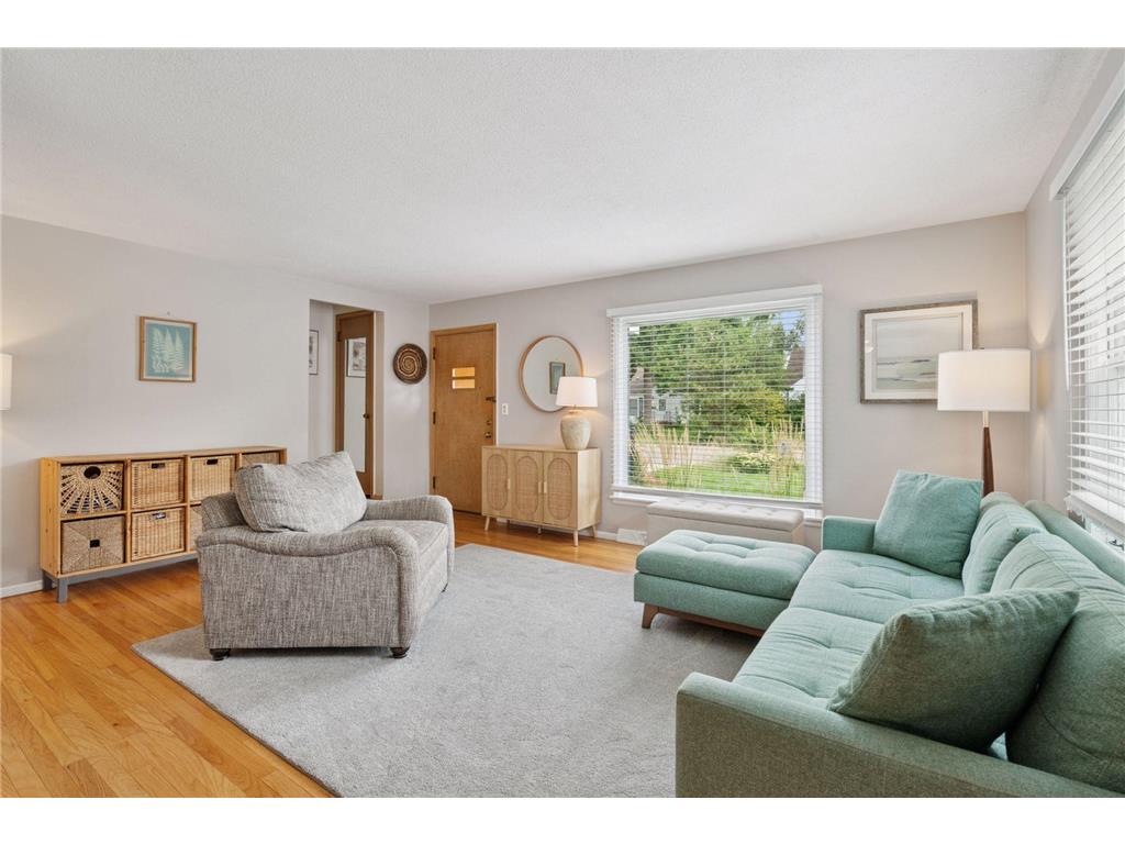 7504 Dupont Avenue S Richfield MN 55423 6779059 image1