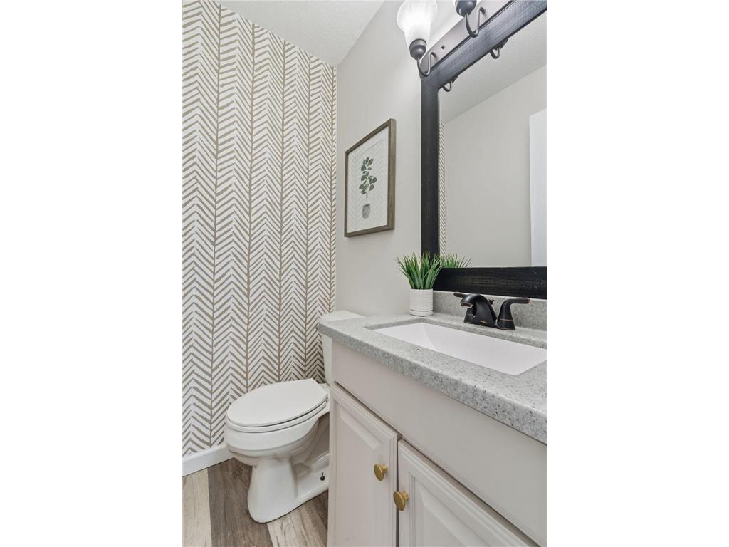 7504 Germane Trail Apple Valley MN 55124 6821648 image15