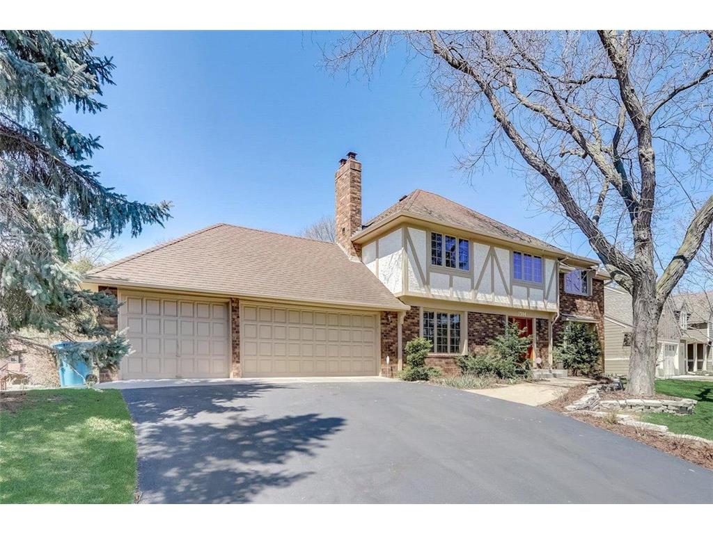 7504 Hyde Park Drive Edina MN 55439 6353290 image1