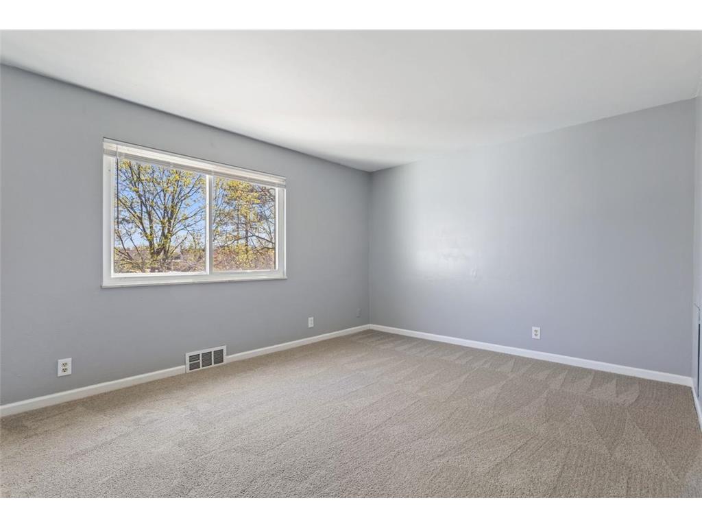 7505 62nd Court N Brooklyn Park MN 55428 7061950 image10