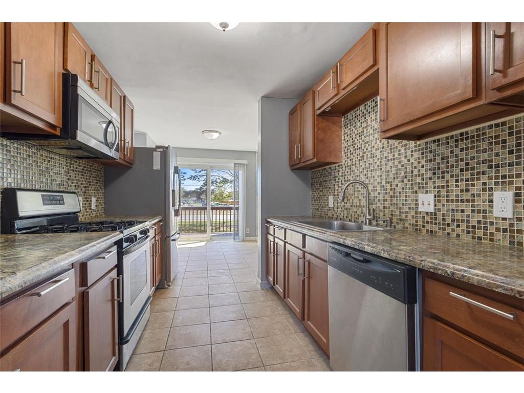 7505 62nd Court N Brooklyn Park MN 55428 7061950 image2