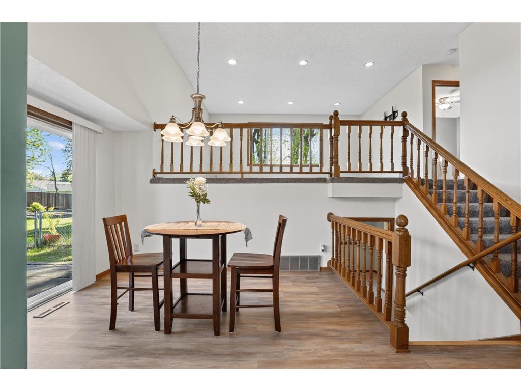 7505 Edgewood Drive Mounds View MN 55112 7062409 image10