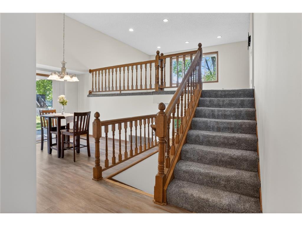 7505 Edgewood Drive Mounds View MN 55112 7062409 image11