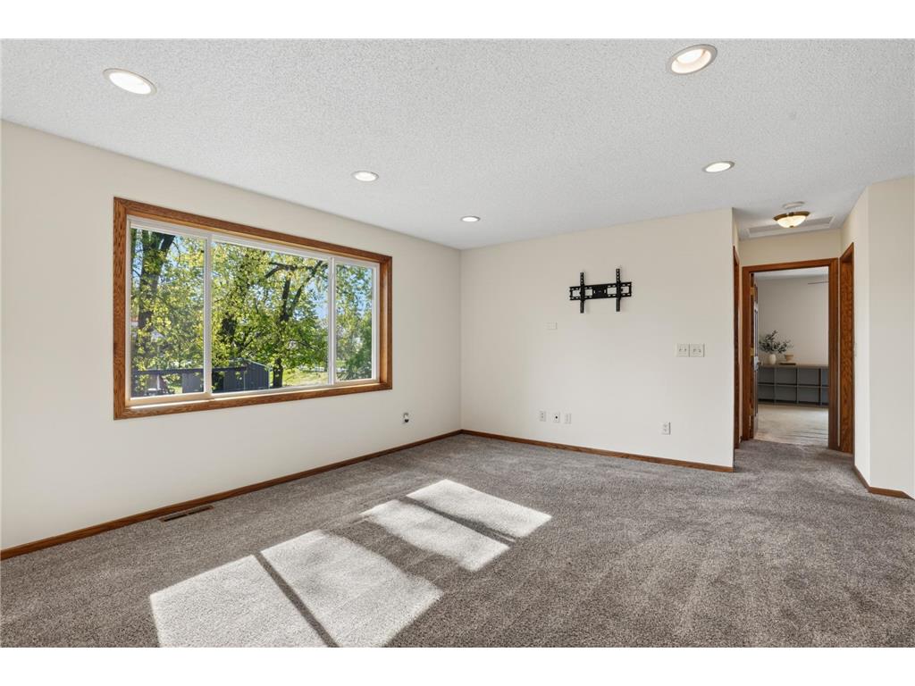 7505 Edgewood Drive Mounds View MN 55112 7062409 image12