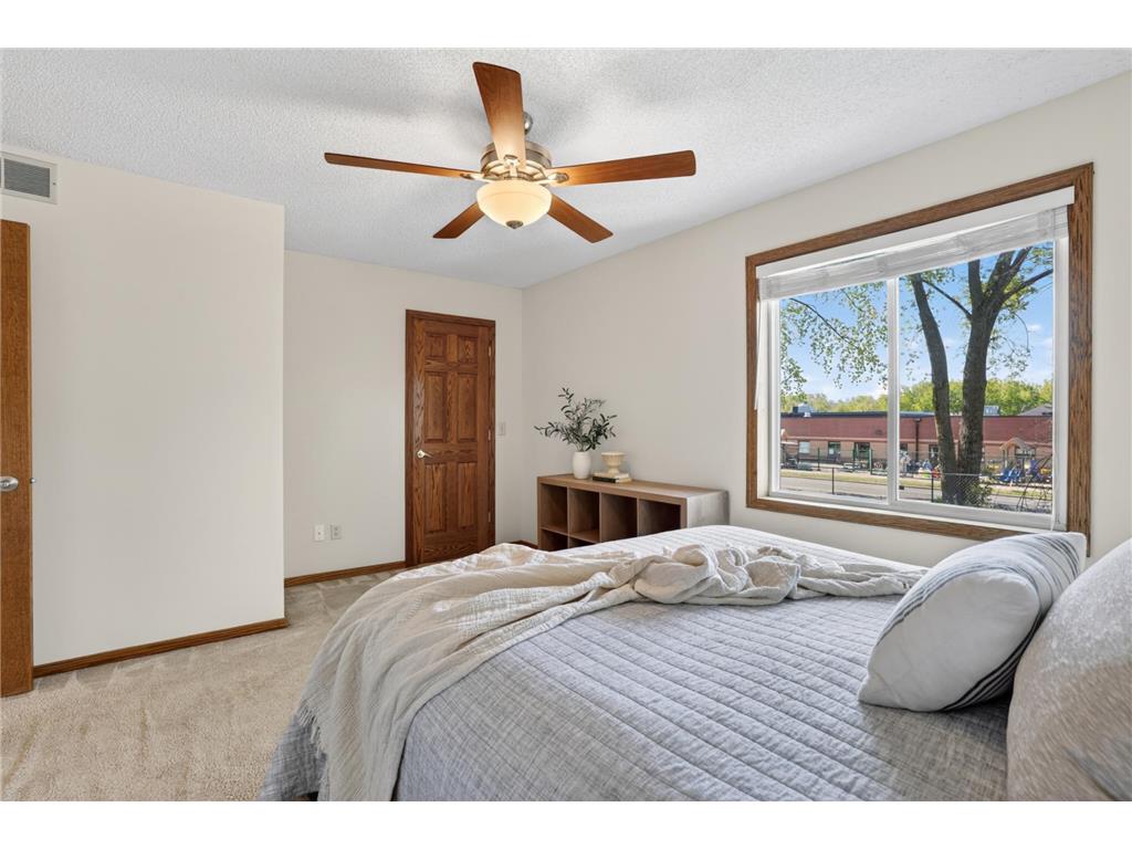 7505 Edgewood Drive Mounds View MN 55112 7062409 image15