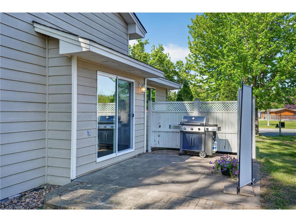 7505 Edgewood Drive Mounds View MN 55112 7062409 image35