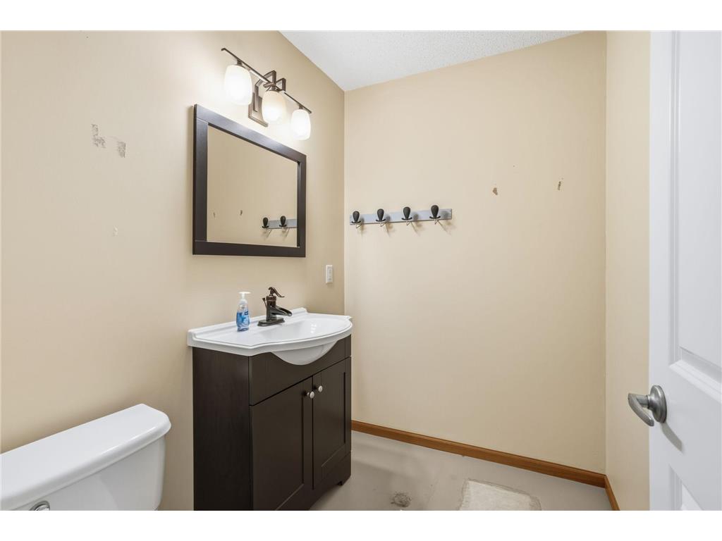 7506 Hampton Lane Shakopee MN 55379 7023750 image26