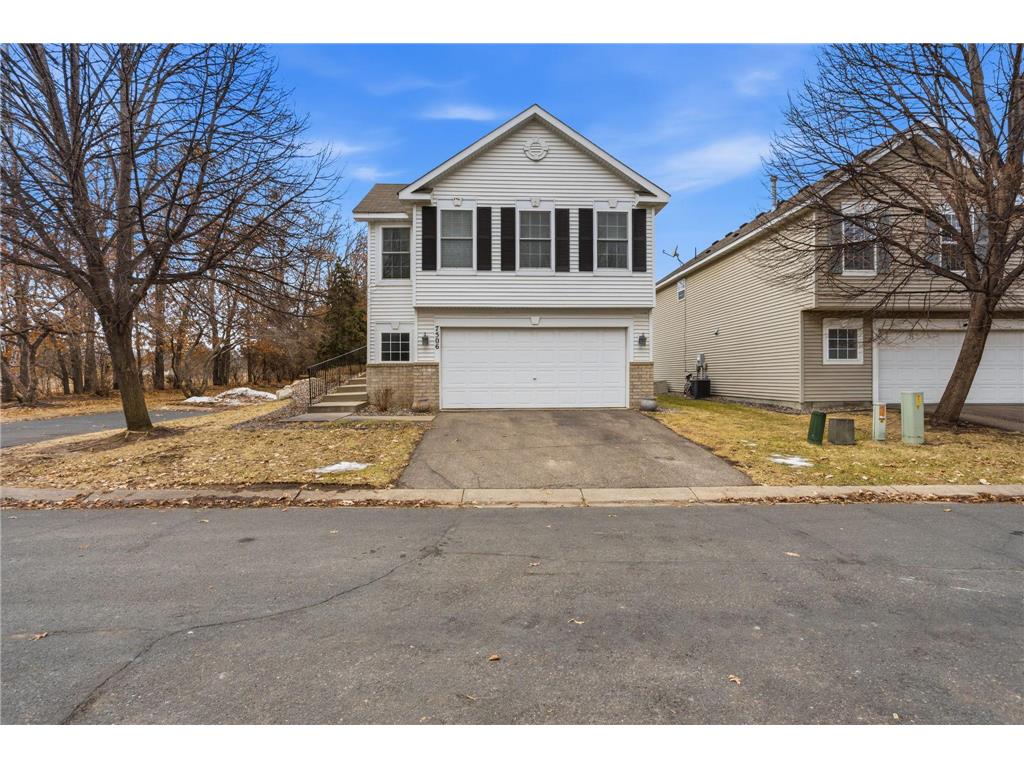 7506 Hampton Lane Shakopee MN 55379 7023750 image4