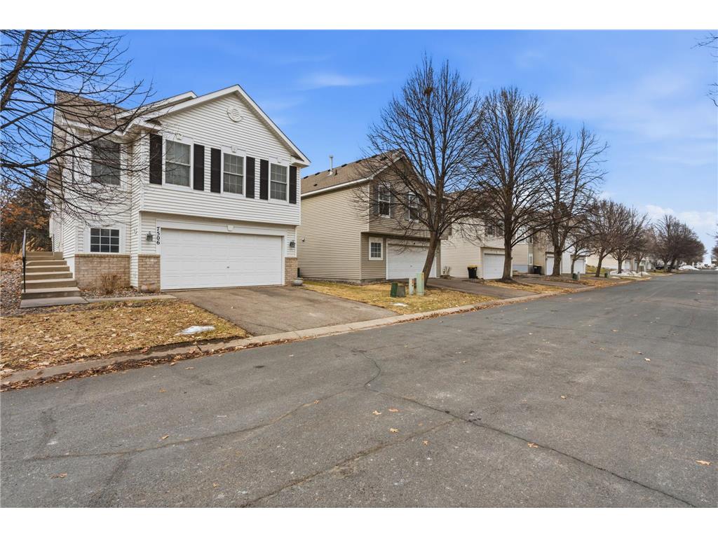 7506 Hampton Lane Shakopee MN 55379 7023750 image42