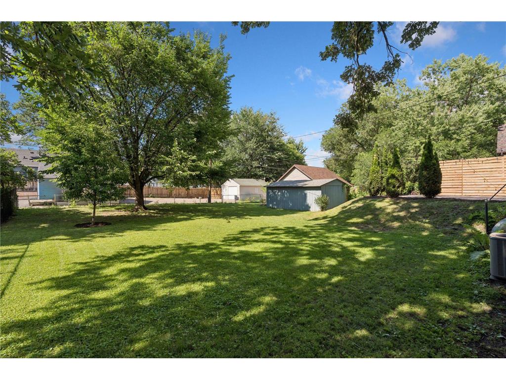 7508 Edgebrook Drive Saint Louis Park MN 55426 7064602 image23