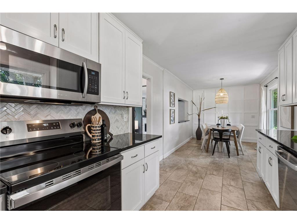 7508 Edgebrook Drive Saint Louis Park MN 55426 7064602 image7