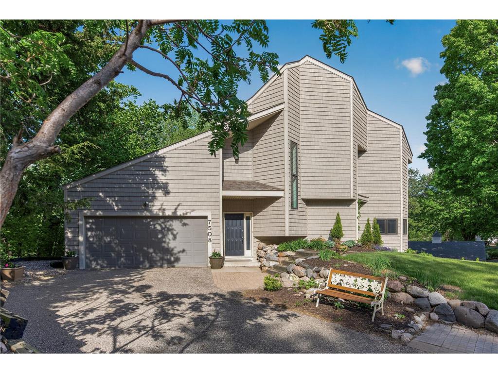 7508 W 77th Street Chanhassen MN 55318 7081830 image1
