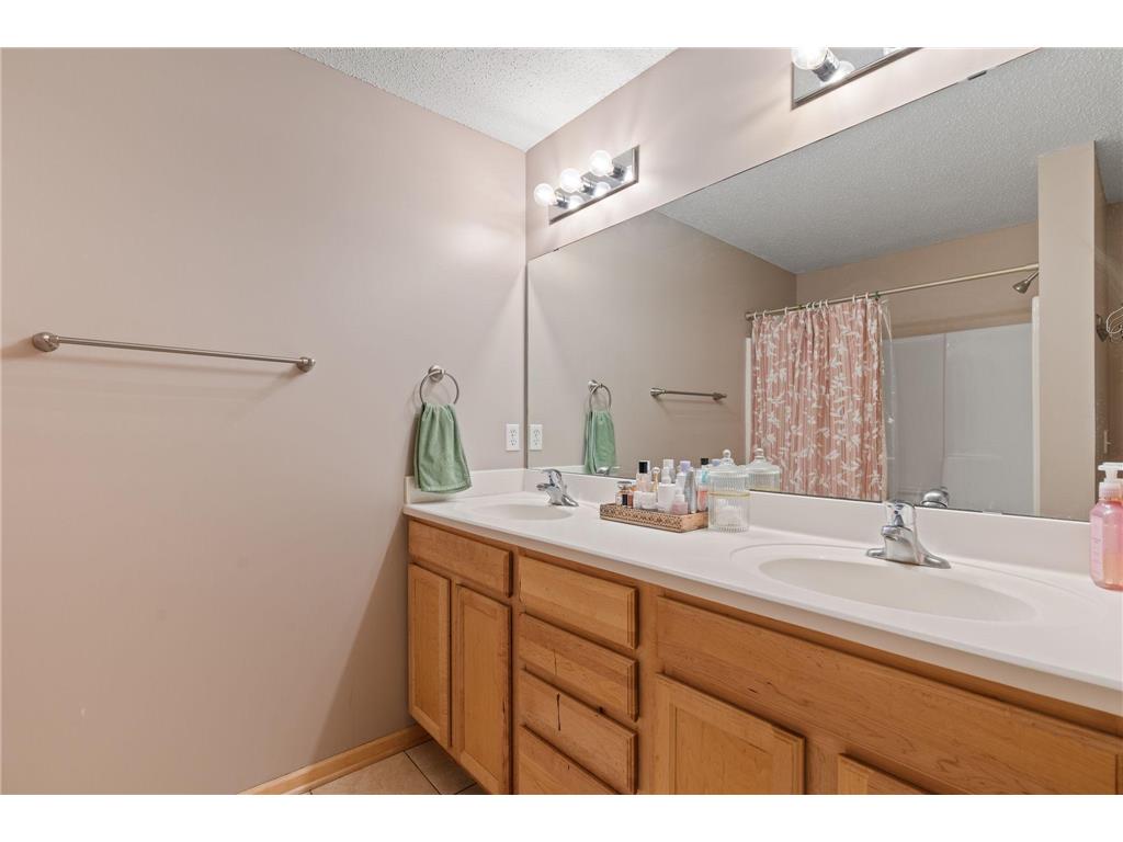 7509 Parkridge Way Savage MN 55378 7060590 image18