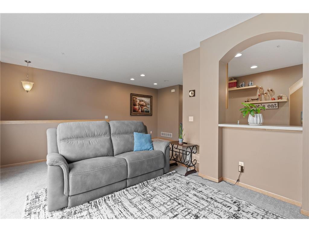 7509 Parkridge Way Savage MN 55378 7060590 image6