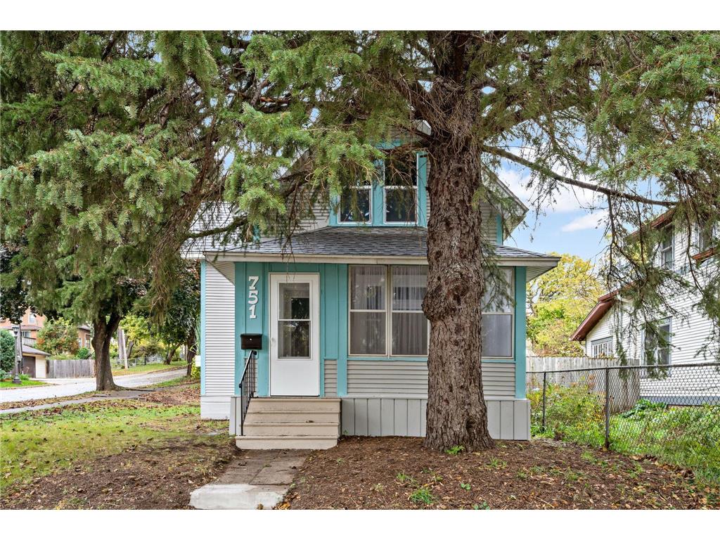 751 Butternut Avenue Saint Paul MN 55102 6807924 image1