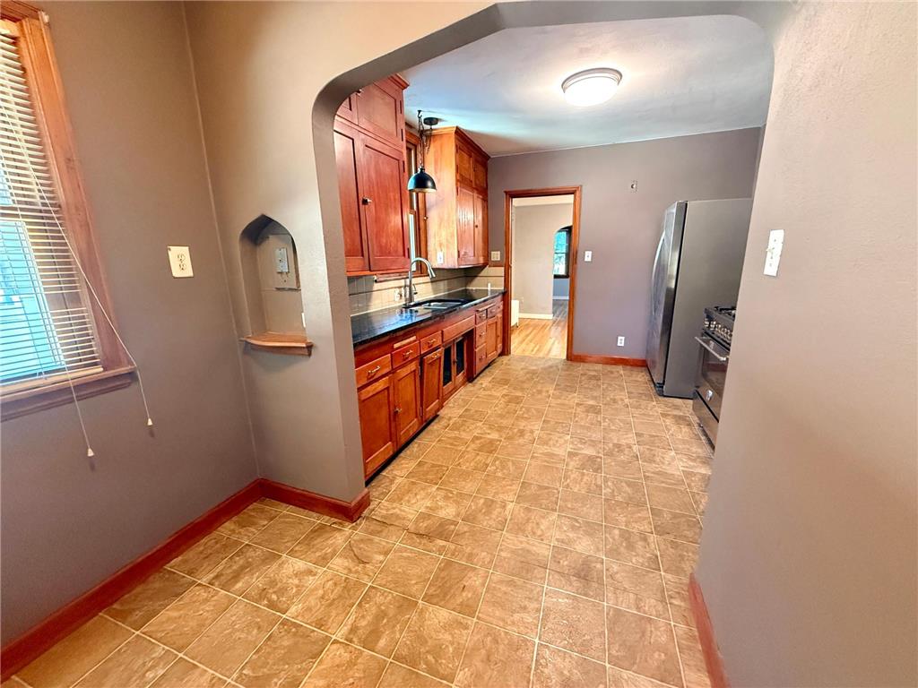 751 Cottage Avenue E Saint Paul MN 55106 7082278 image23