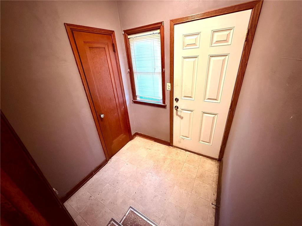 751 Cottage Avenue E Saint Paul MN 55106 7082278 image24