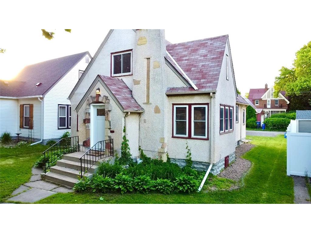 751 Cottage Avenue E Saint Paul MN 55106 7082278 image3
