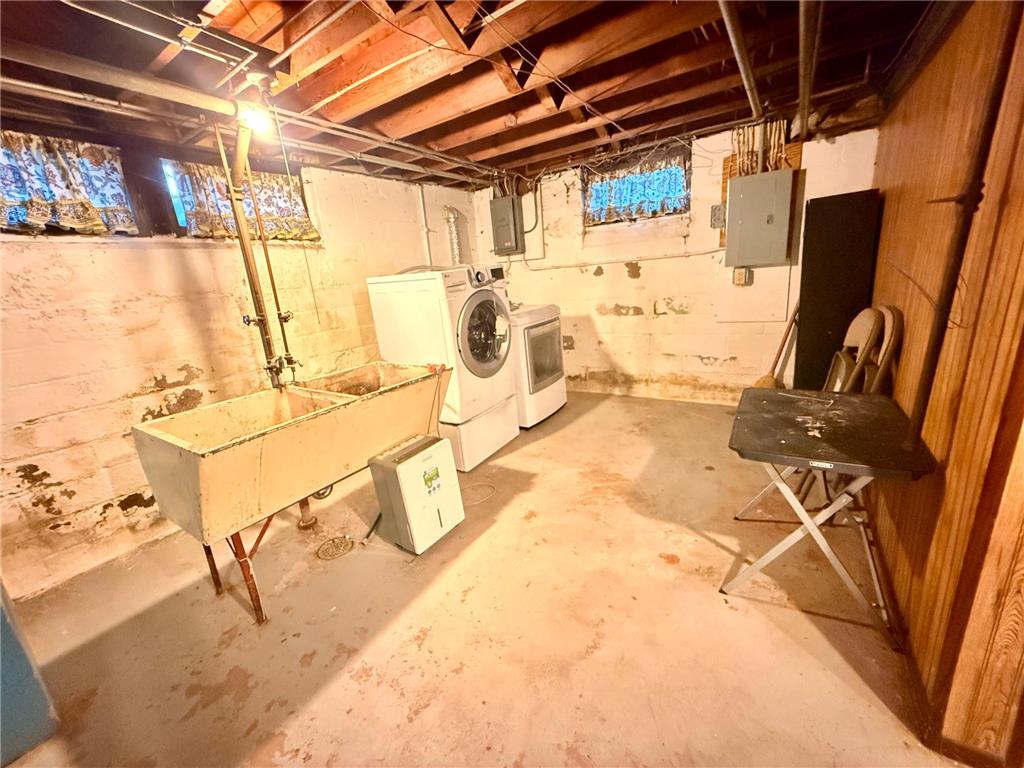 751 Cottage Avenue E Saint Paul MN 55106 7082278 image34