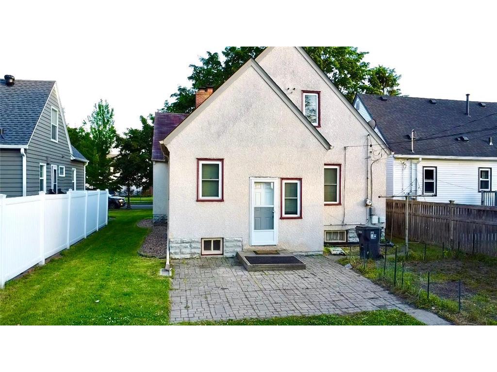 751 Cottage Avenue E Saint Paul MN 55106 7082278 image5
