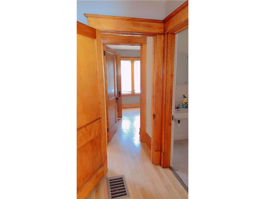 751 Lawson Avenue E Saint Paul MN 55106 7037852 image12