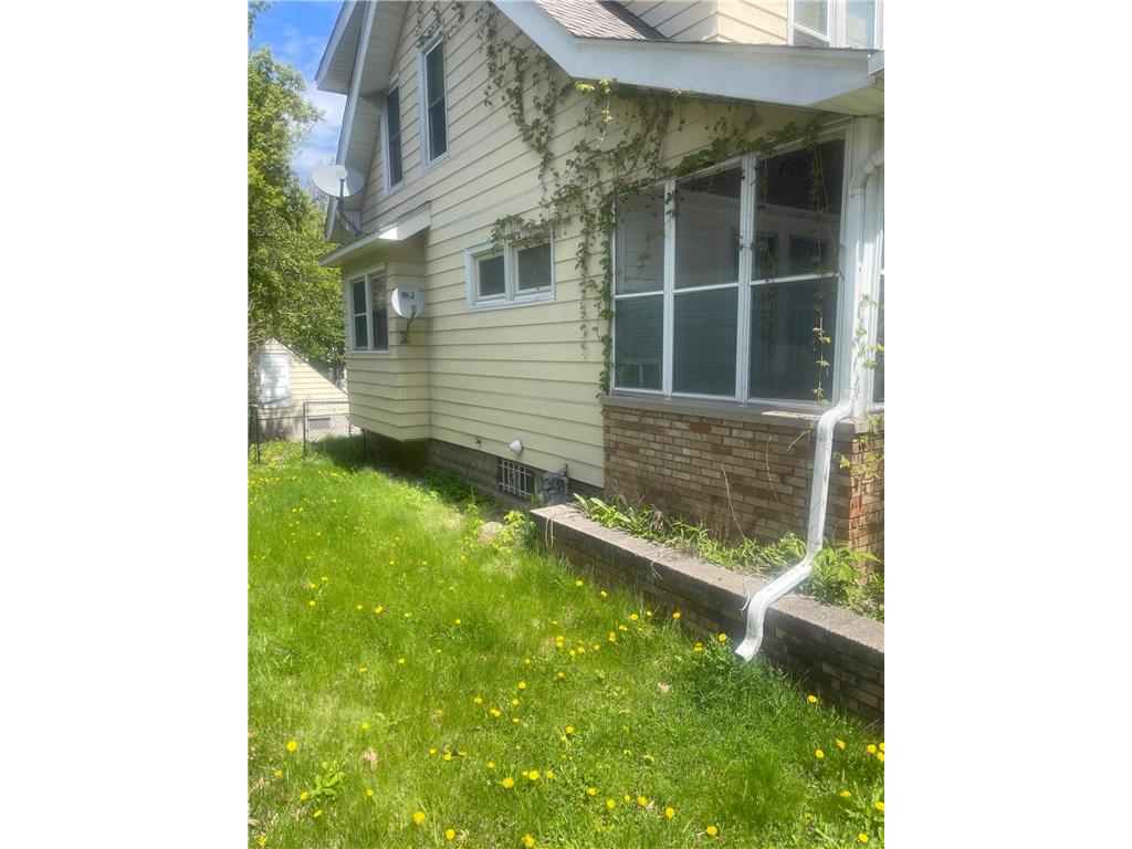751 Lawson Avenue E Saint Paul MN 55106 7037852 image22