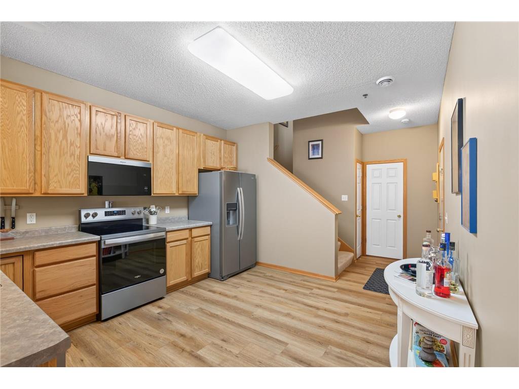 751 Maple Hills Drive #B Maplewood MN 55117 7018160 image11