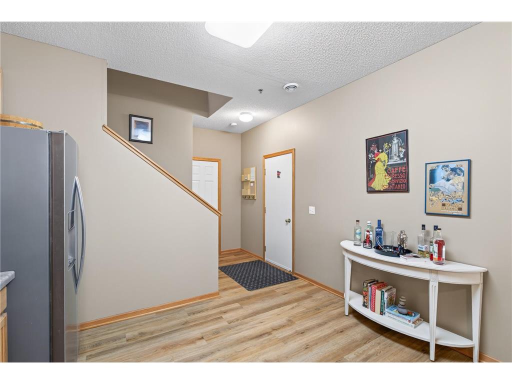 751 Maple Hills Drive #B Maplewood MN 55117 7018160 image12