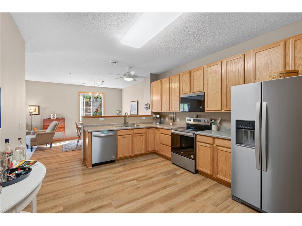 751 Maple Hills Drive #B Maplewood MN 55117 7018160 image13