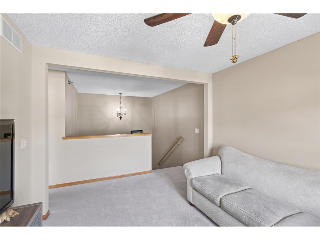 751 Maple Hills Drive #B Maplewood MN 55117 7018160 image16