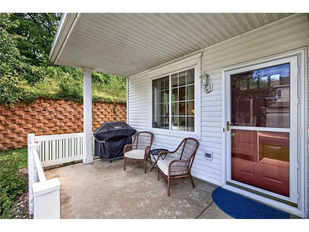 751 Maple Hills Drive #B Maplewood MN 55117 7018160 image2