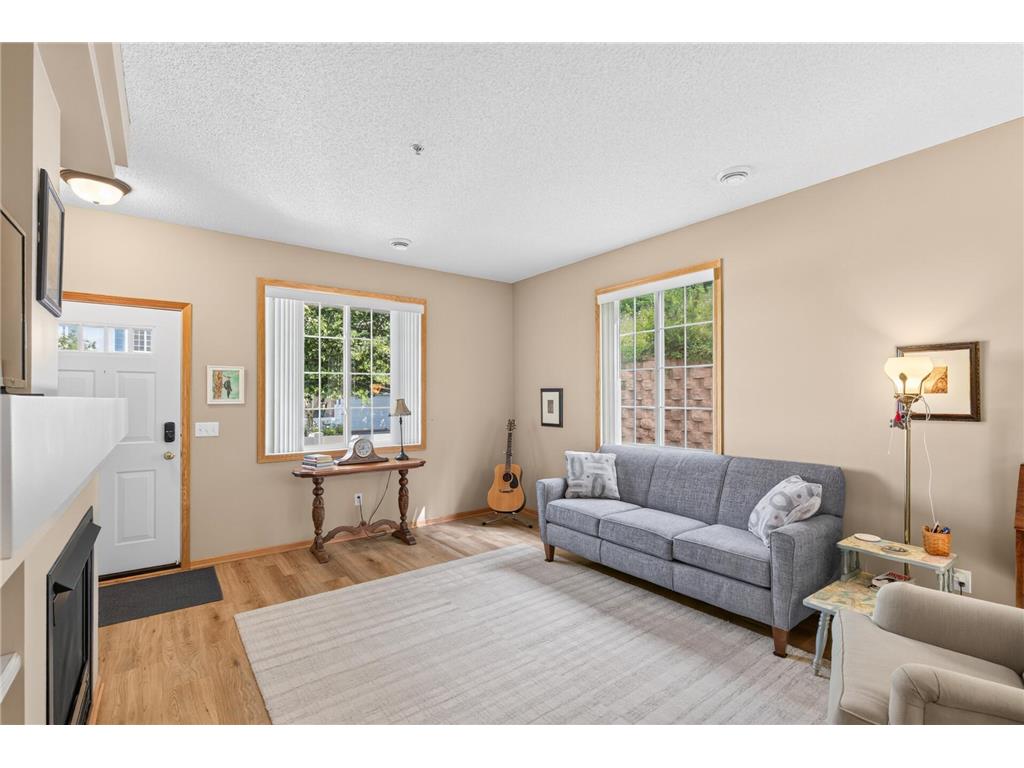 751 Maple Hills Drive #B Maplewood MN 55117 7018160 image6