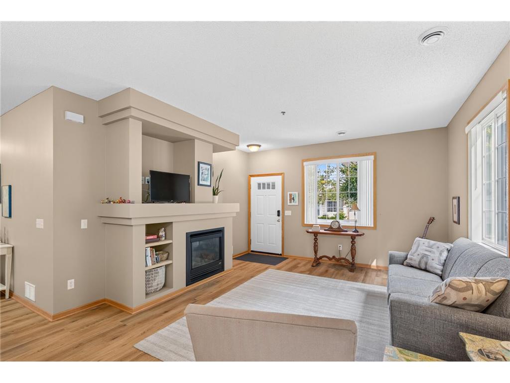 751 Maple Hills Drive #B Maplewood MN 55117 7018160 image7