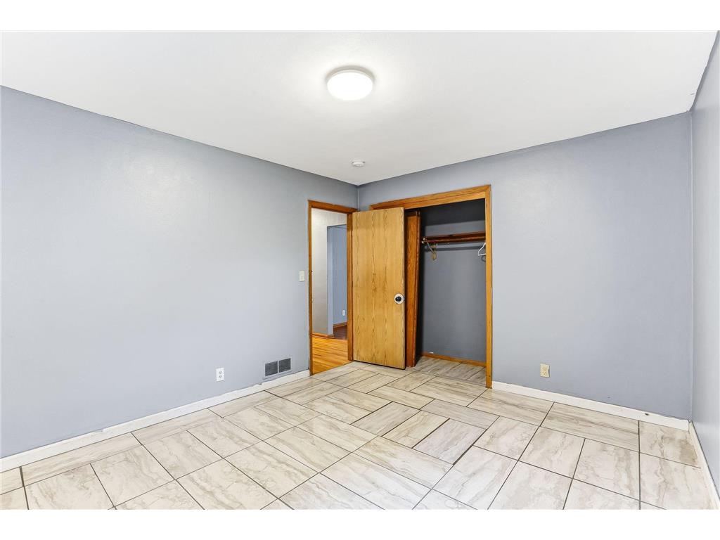 751 Van Buren Avenue Saint Paul MN 55104 6818430 image13