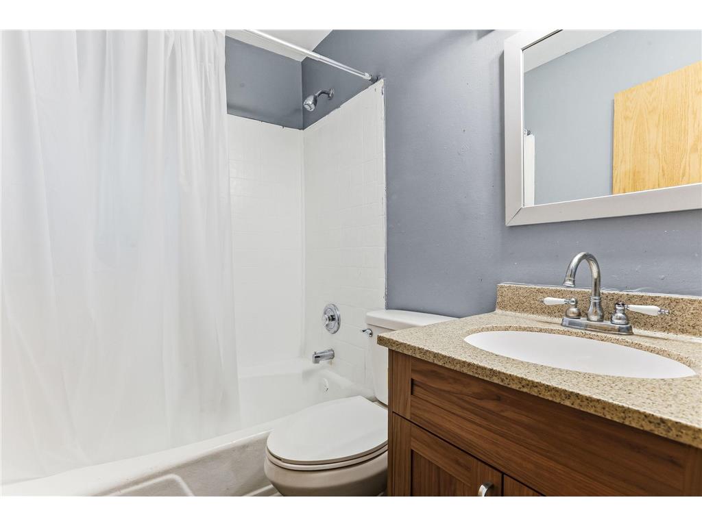 751 Van Buren Avenue Saint Paul MN 55104 6818430 image16