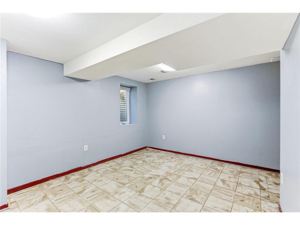 751 Van Buren Avenue Saint Paul MN 55104 6818430 image19