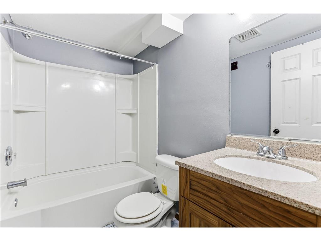 751 Van Buren Avenue Saint Paul MN 55104 6818430 image23