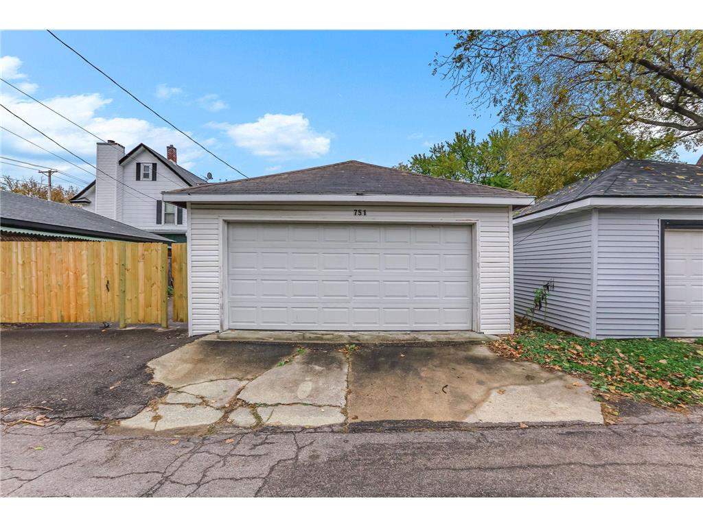 751 Van Buren Avenue Saint Paul MN 55104 6818430 image27