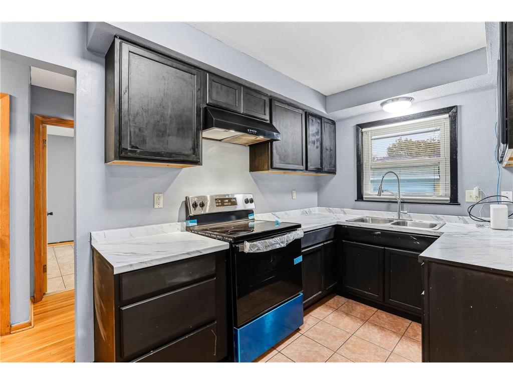 751 Van Buren Avenue Saint Paul MN 55104 6818430 image5