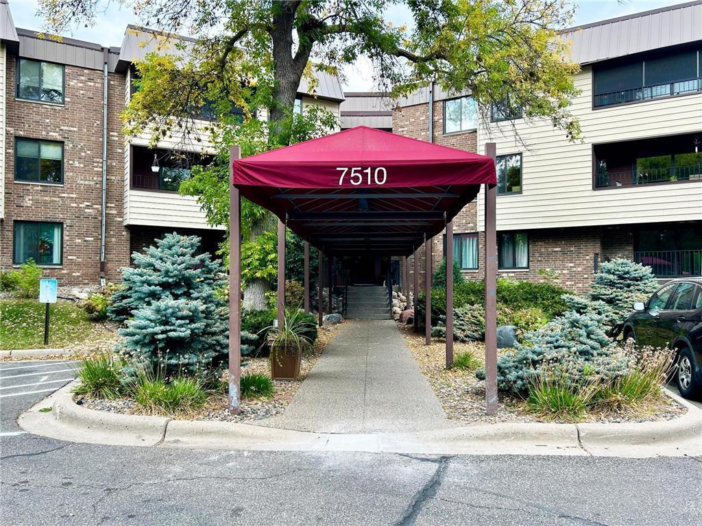 7510 Cahill Road #303B Edina MN 55439 7039222 image10