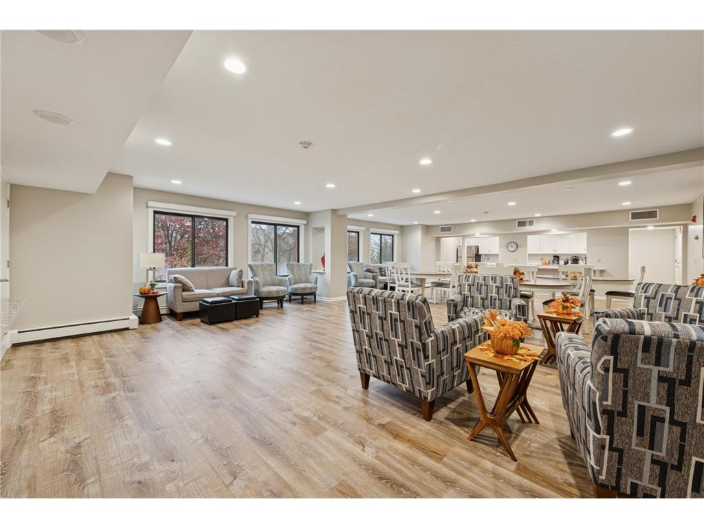 7510 Cahill Road #317B Edina MN 55439 6821916 image15