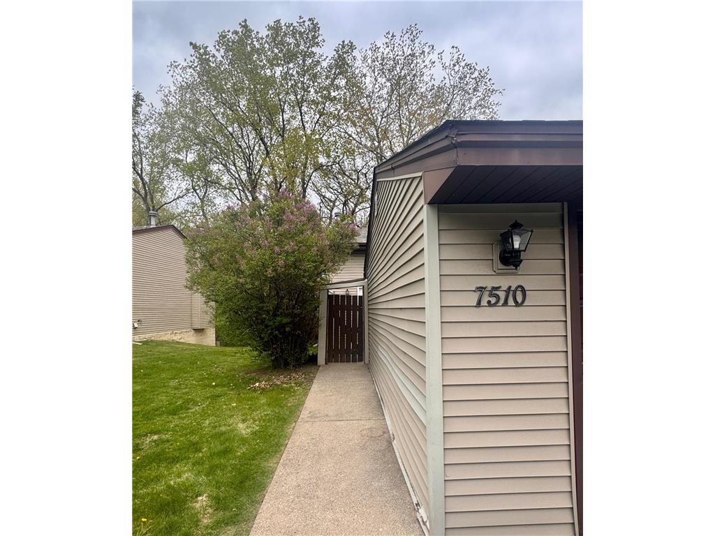 7510 Germane Trail Apple Valley MN 55124 7058640 image1