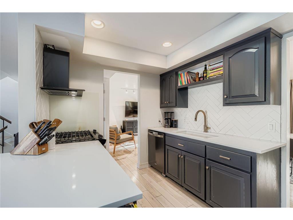 7511 Harold Avenue Golden Valley MN 55427 7081461 image1