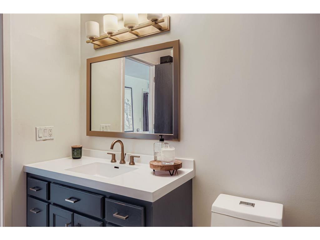 7511 Harold Avenue Golden Valley MN 55427 7081461 image10
