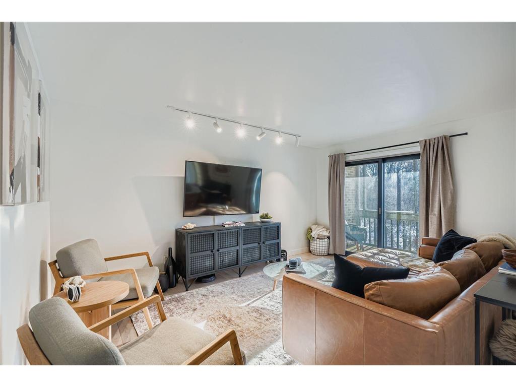7511 Harold Avenue Golden Valley MN 55427 7081461 image4